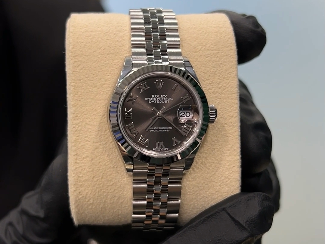 全新劳力士女装日志279174灰盘罗马!劳力士女表新表28和31哪个好?