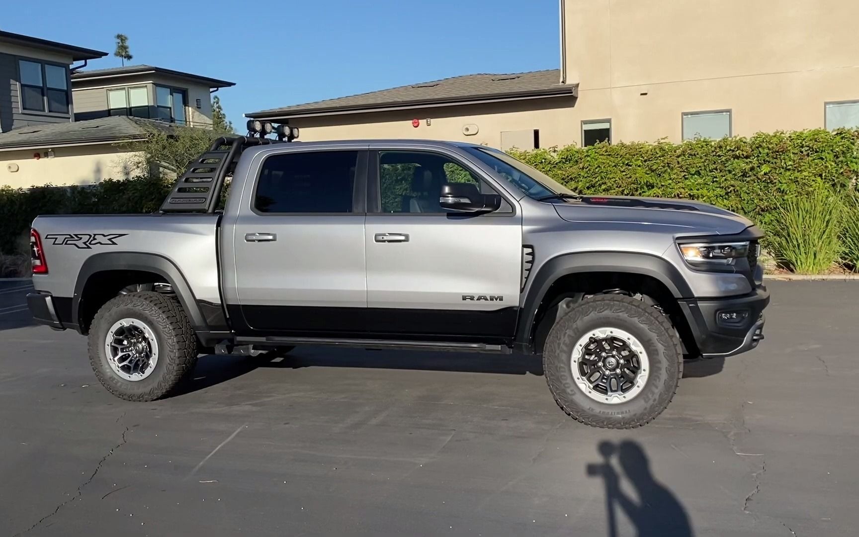 2021道奇1500 trx驾驶体验_哔哩哔哩 (゜-゜)つロ 干杯~-bilibili