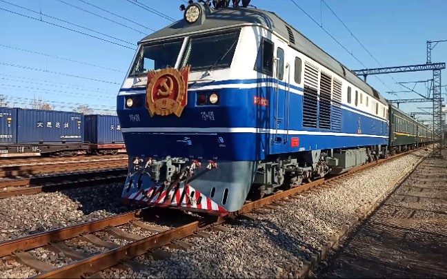 【火车】京局京段df11 0128先锋号牵引北京到德州的k7729次列车出北京