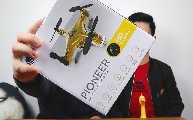 苍蝇大小的无人机初体验质量让人震惊一个字值