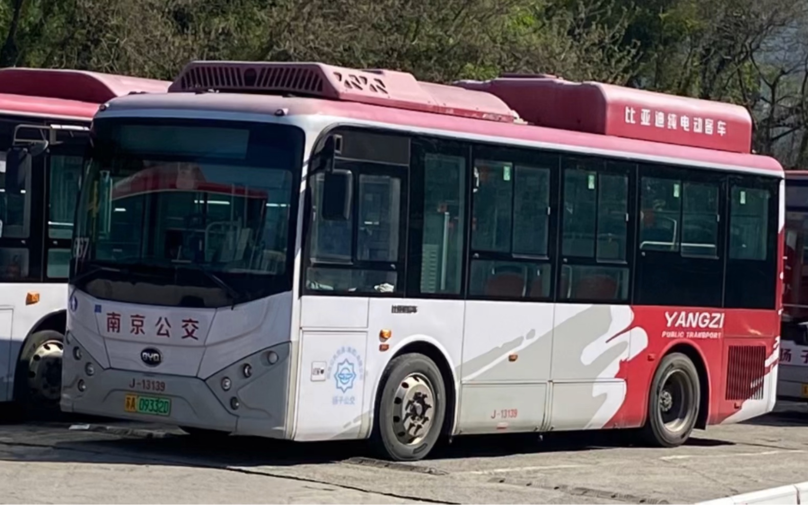 【南京公交】(pov77)(江北新区比亚迪小地接)南京公交667路全程前排