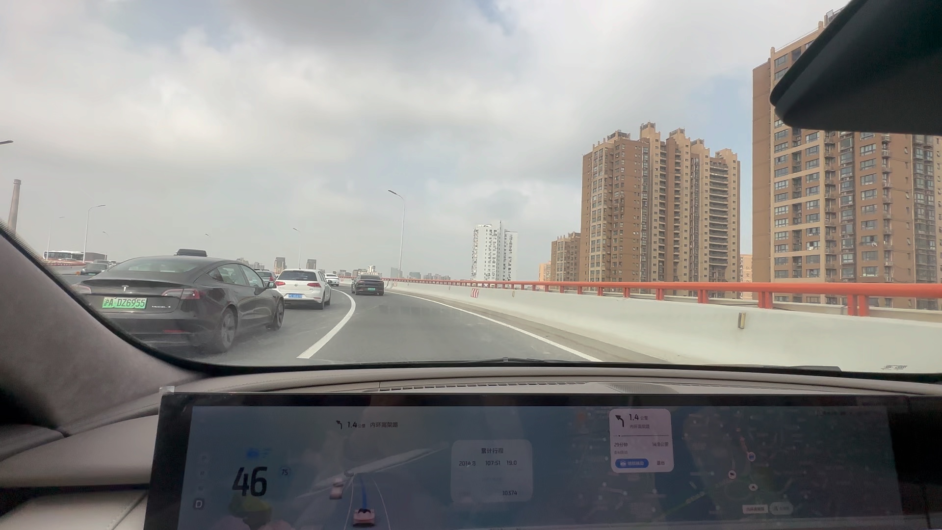 智己noa南浦大桥转盘表现