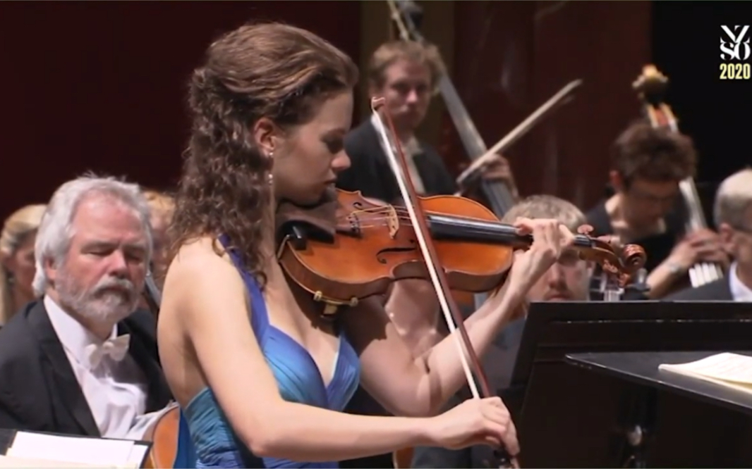 [图]希拉里•哈恩 & 西贝柳斯-d小调小提琴协奏曲 Hilary Hahn - Sibelius Violin Concerto with NZSO 2010