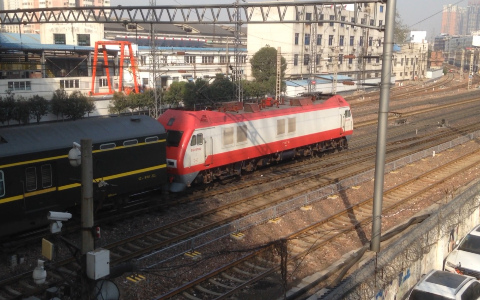 【拍火车】ss9g版本z98离开郑州站