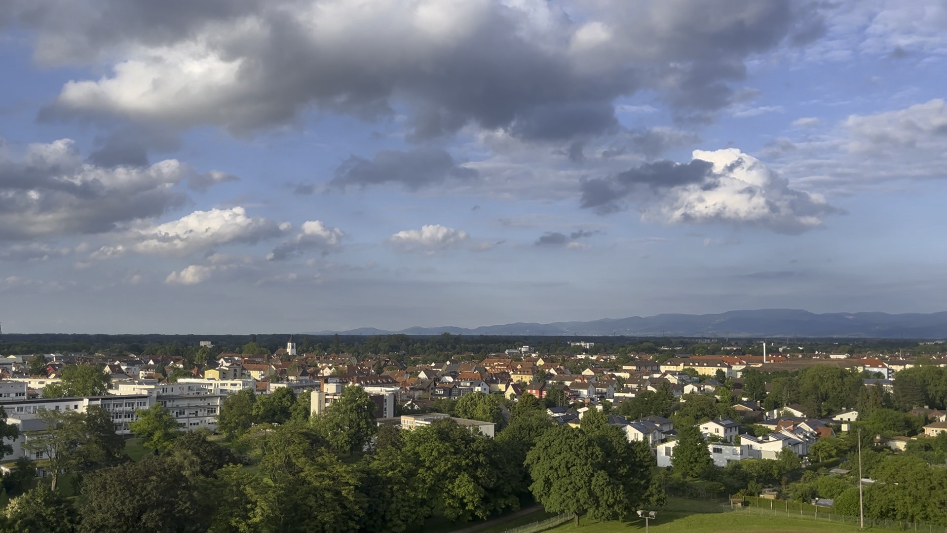 【日常note】在凯尔的wei08tannenturm暸望塔眺望斯堡