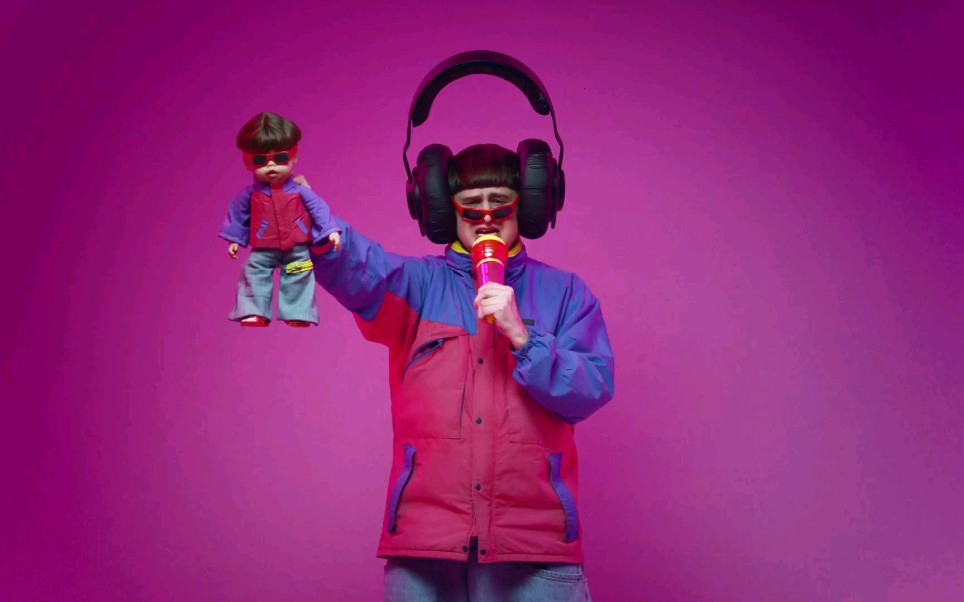 【oliver tree】 - let me down [official music video]_哔哩哔哩