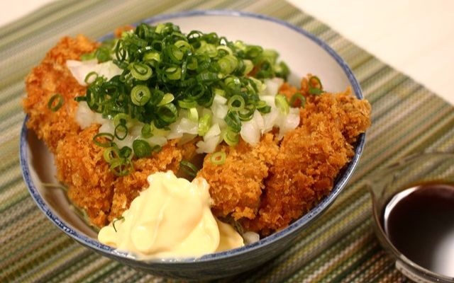 【日料达人】蛋黄酱配鸡排丼♪哔哩哔哩bilibili