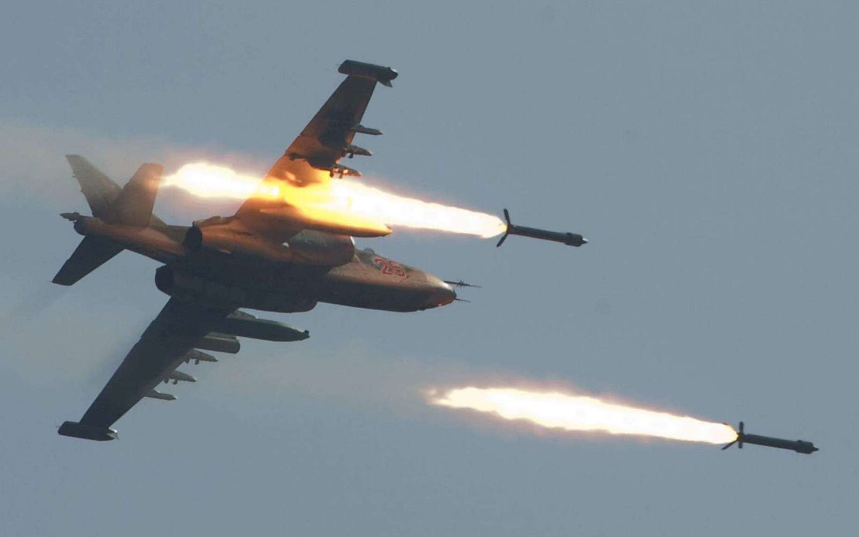 阿塞拜疆拒绝停火,大批军机发动猛烈空袭,亚美尼亚损失惨重