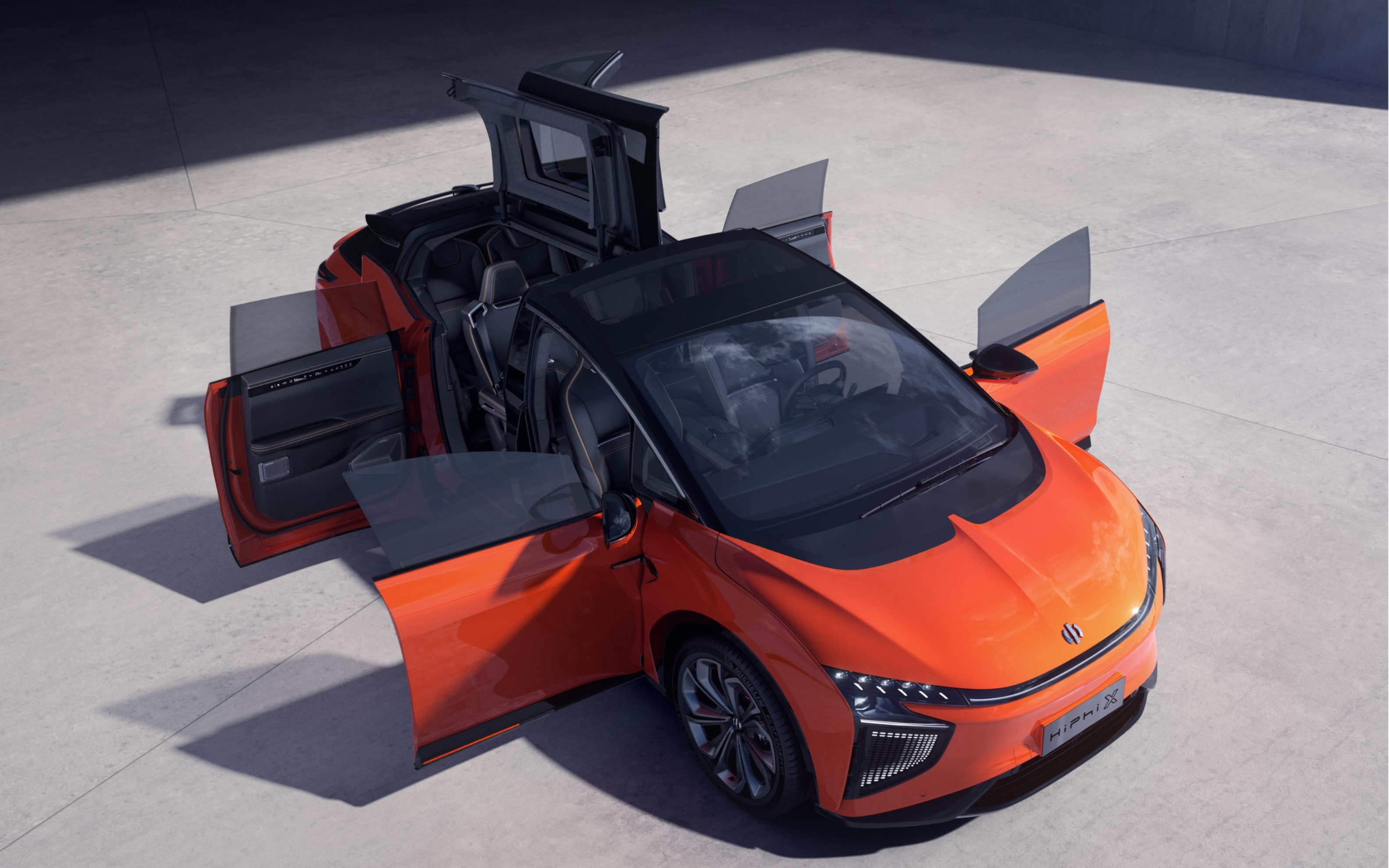 高合hiphi x试驾体验,居然和我记忆深处重合的轮廓