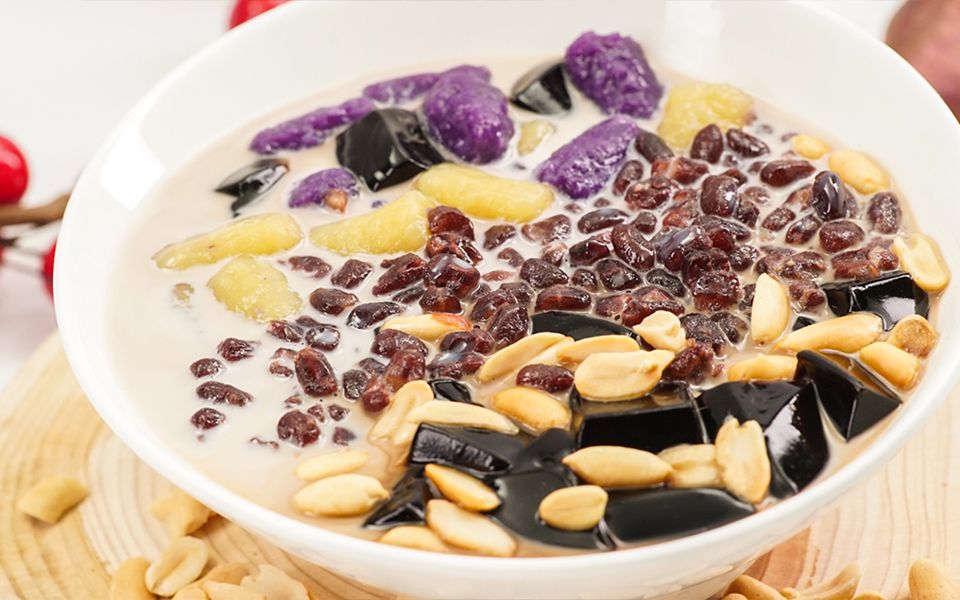 最爱奶茶店的芋圆红豆烧仙草,暑假自己在家也能做起来!