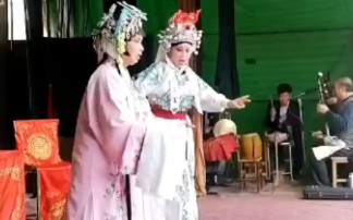 [图]四平调《回龙传》第四部 3 鄄城县胜利四平调剧团演出