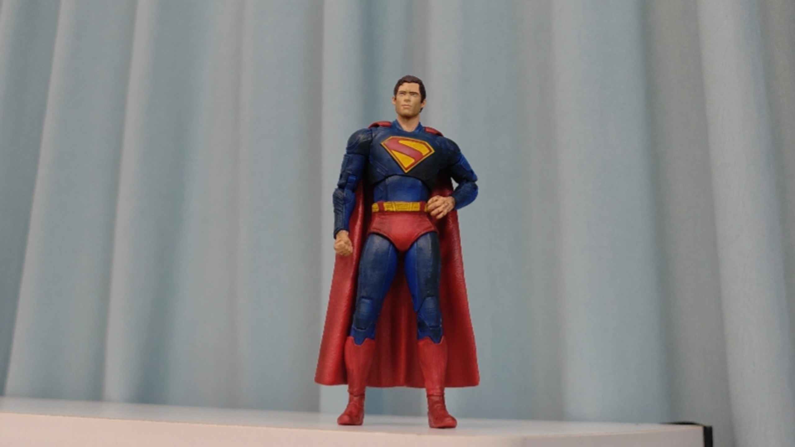 麦克法兰 古恩版超人 战损版 dcu