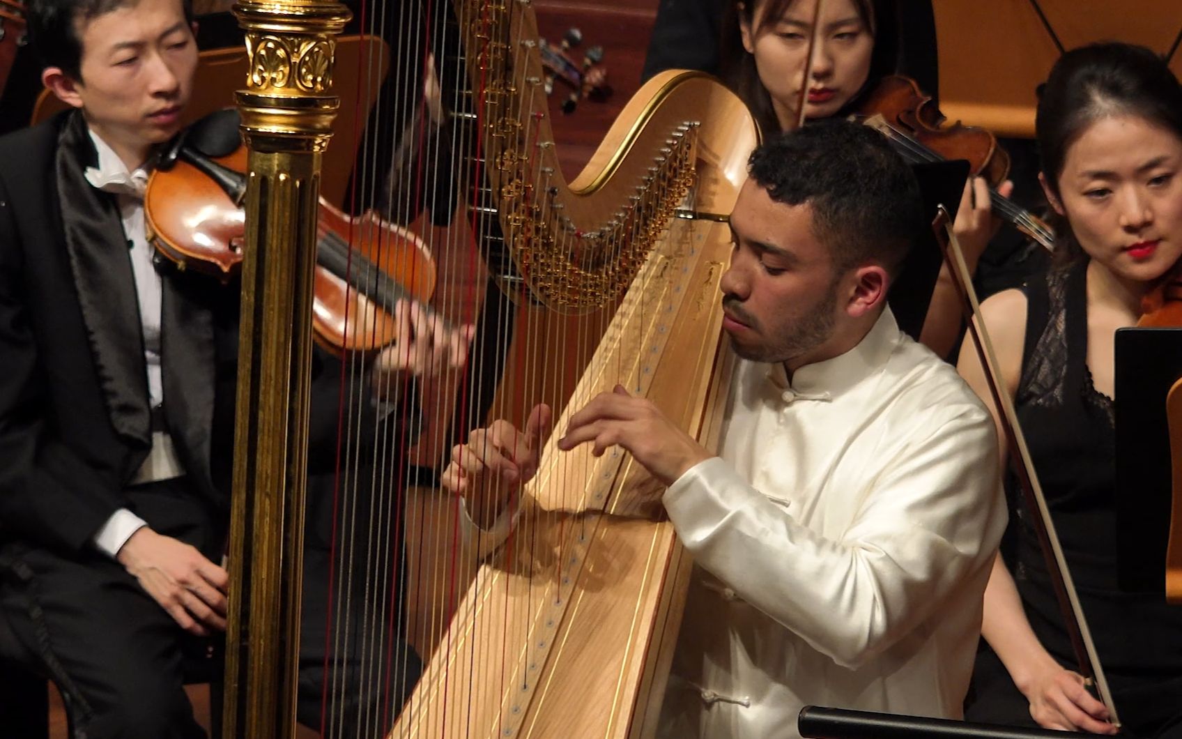 【贵阳交响乐团】格里埃尔:竖琴协奏曲 第三乐章 指挥:杨洋 竖琴