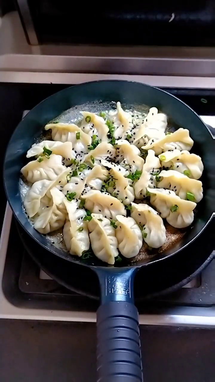 煎饺包法教程图片