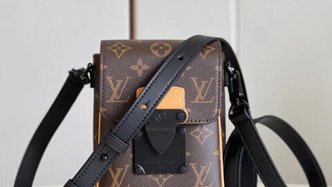 M81522 Louis Vuitton Monogram Macassar S-Lock Vertical Wearable