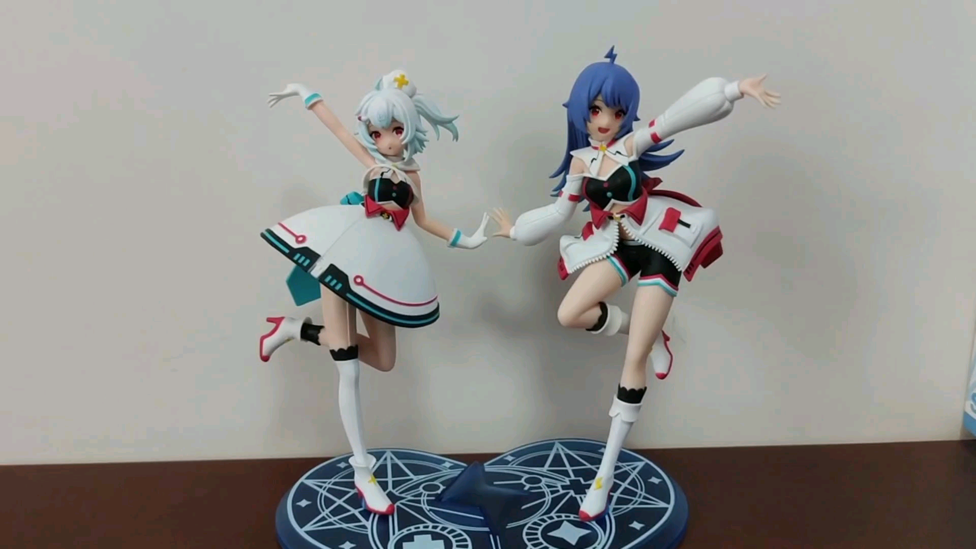 bw2020限定2233娘手办开箱咯ヽ(^0^)17