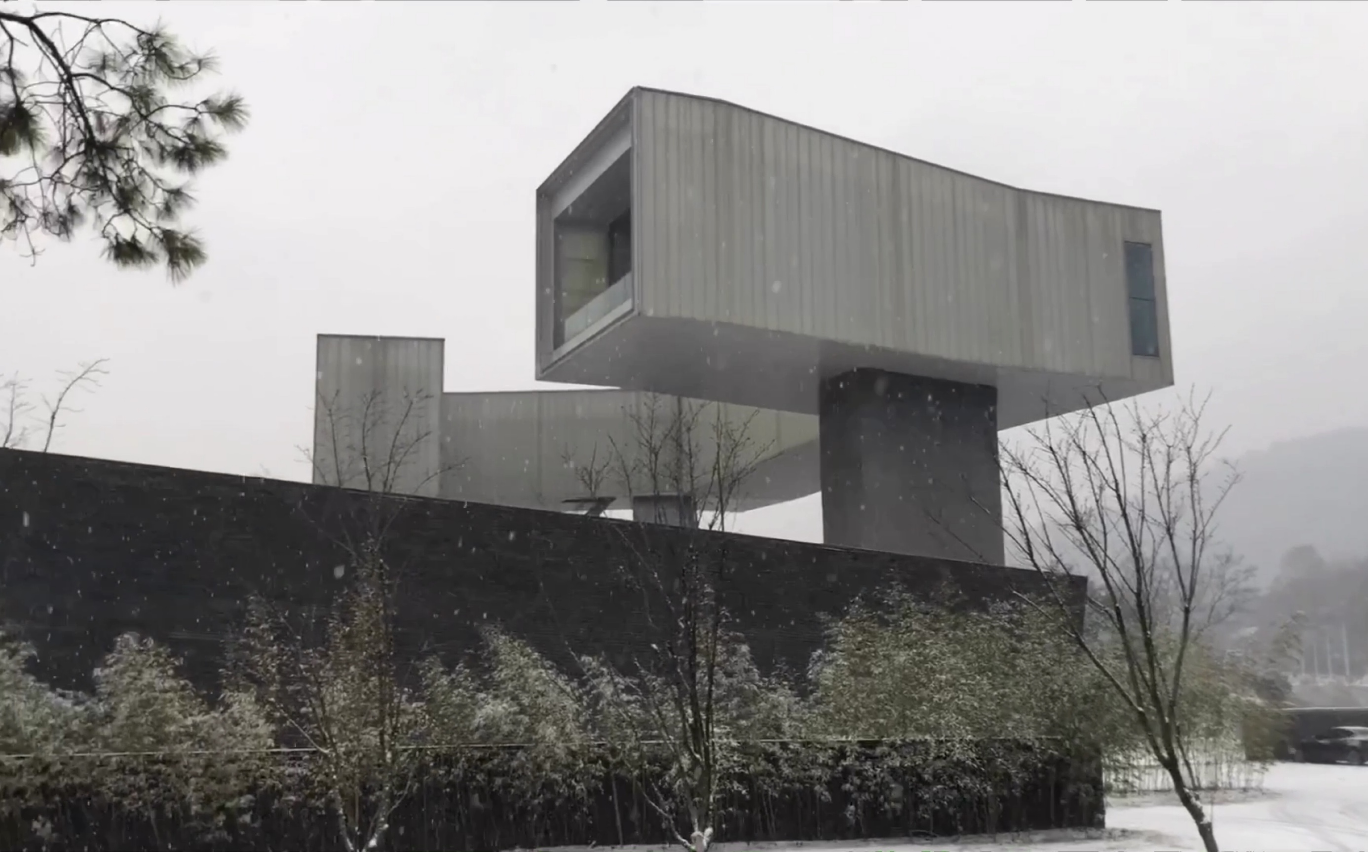 南京四方当代美术馆