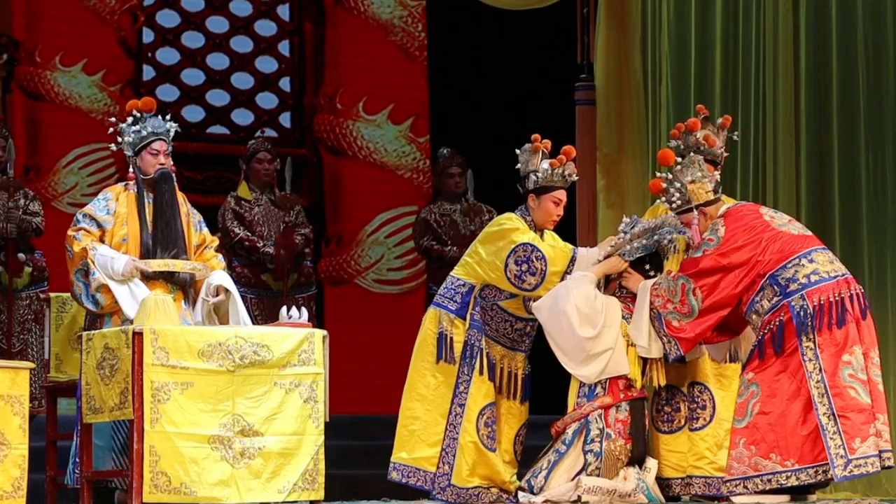 最后一场《登殿》