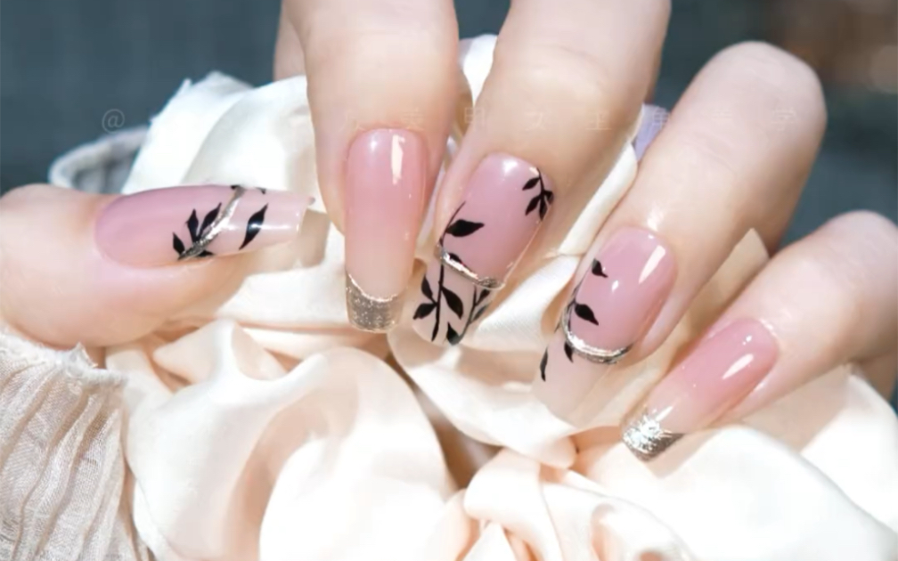 新中式鎏金美甲教程