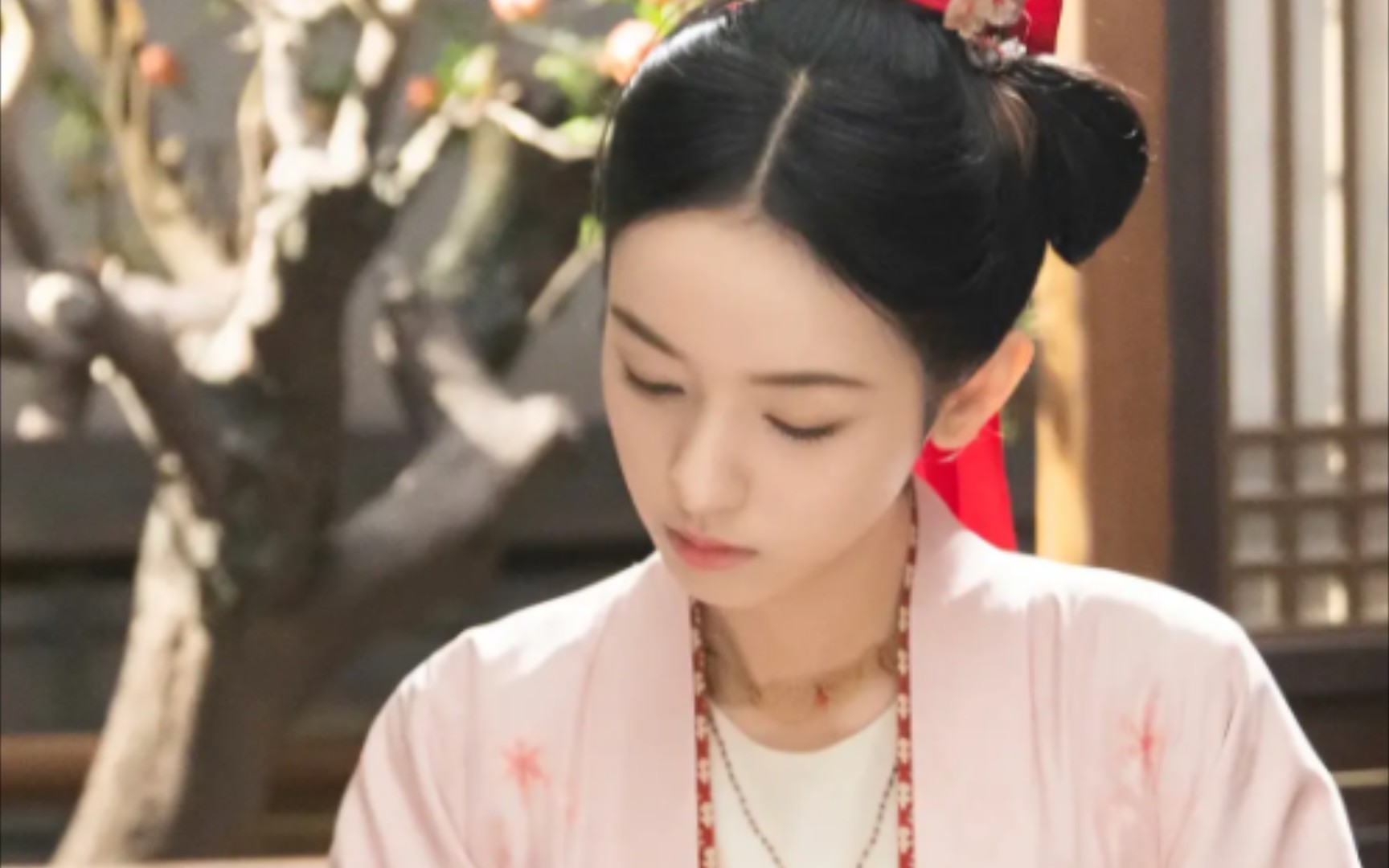 周也～古装造型,清秀佳人!