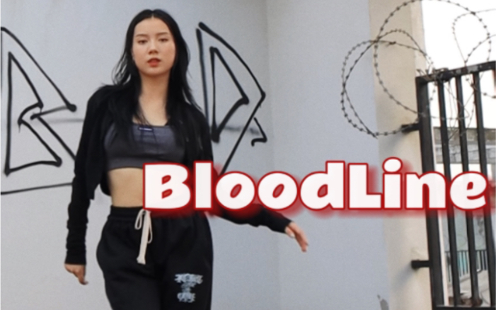 [图]KIKI//翻跳 TWICE MOMO周子瑜孙彩瑛［BloodLine］