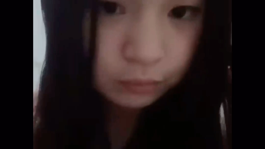 开始混社会了后,整个人都像一个巨大的小太妹!