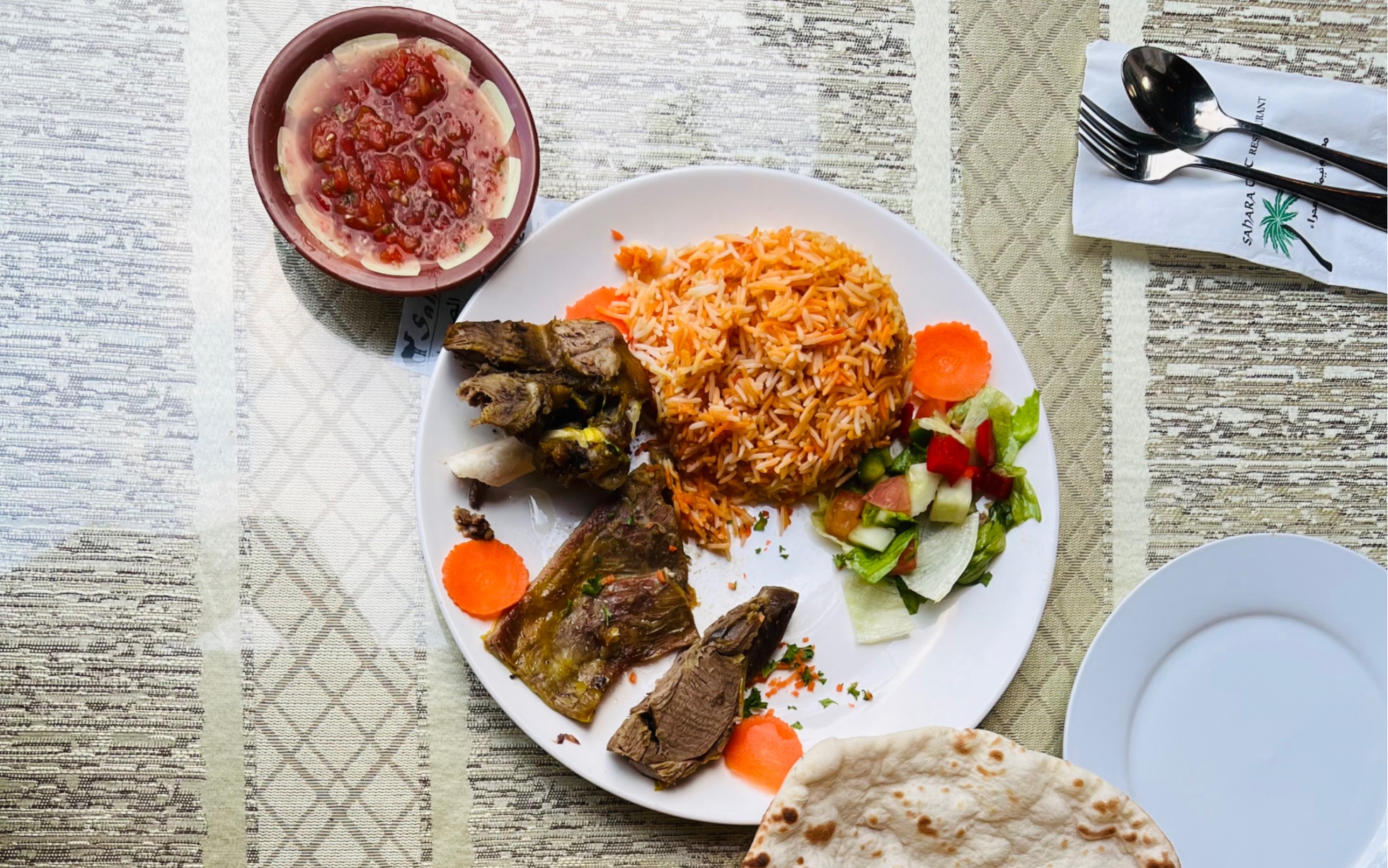 有趣的阿拉伯风格美食!荤食拼盘!