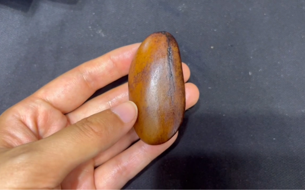 鉴定玉友6600买的新疆籽料金包玉情况.