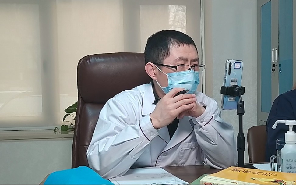 北京中医药大学东方医院心内科李岩医生:保持愉快的心情