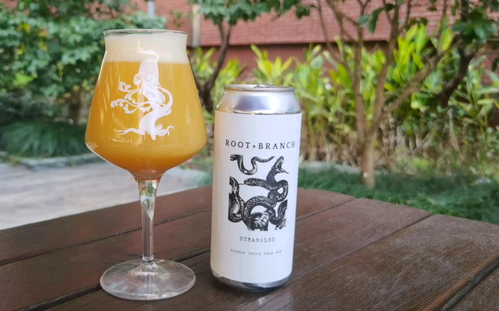 一瓶小麦果汁就敢卖一百多?本末 绞人魔啤酒