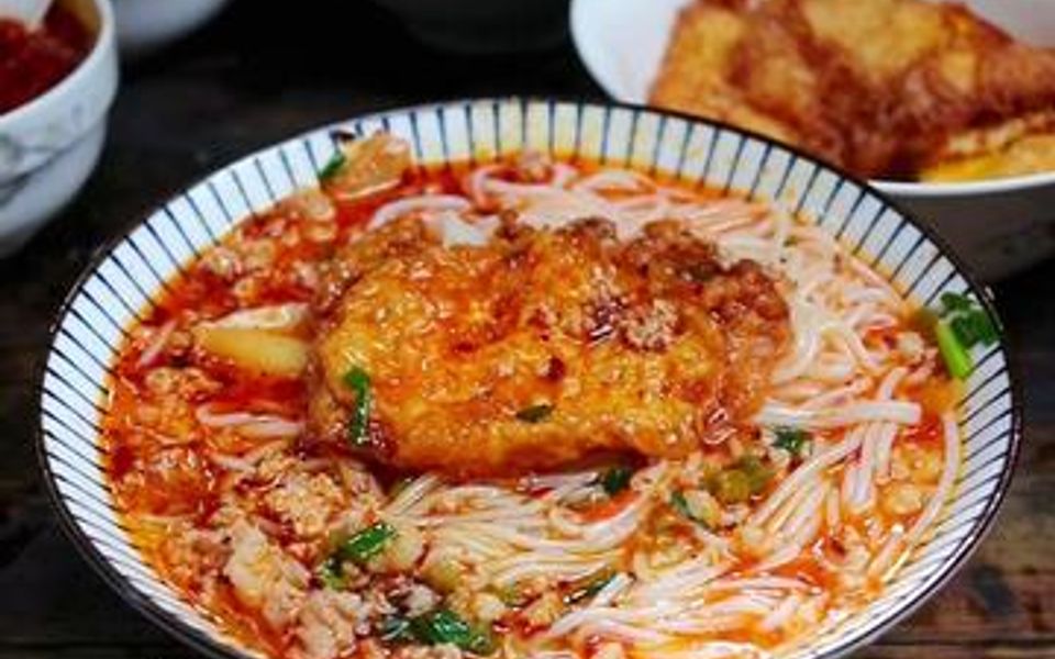 一碗经典的碎肉粉,才能吃出小时候的味道