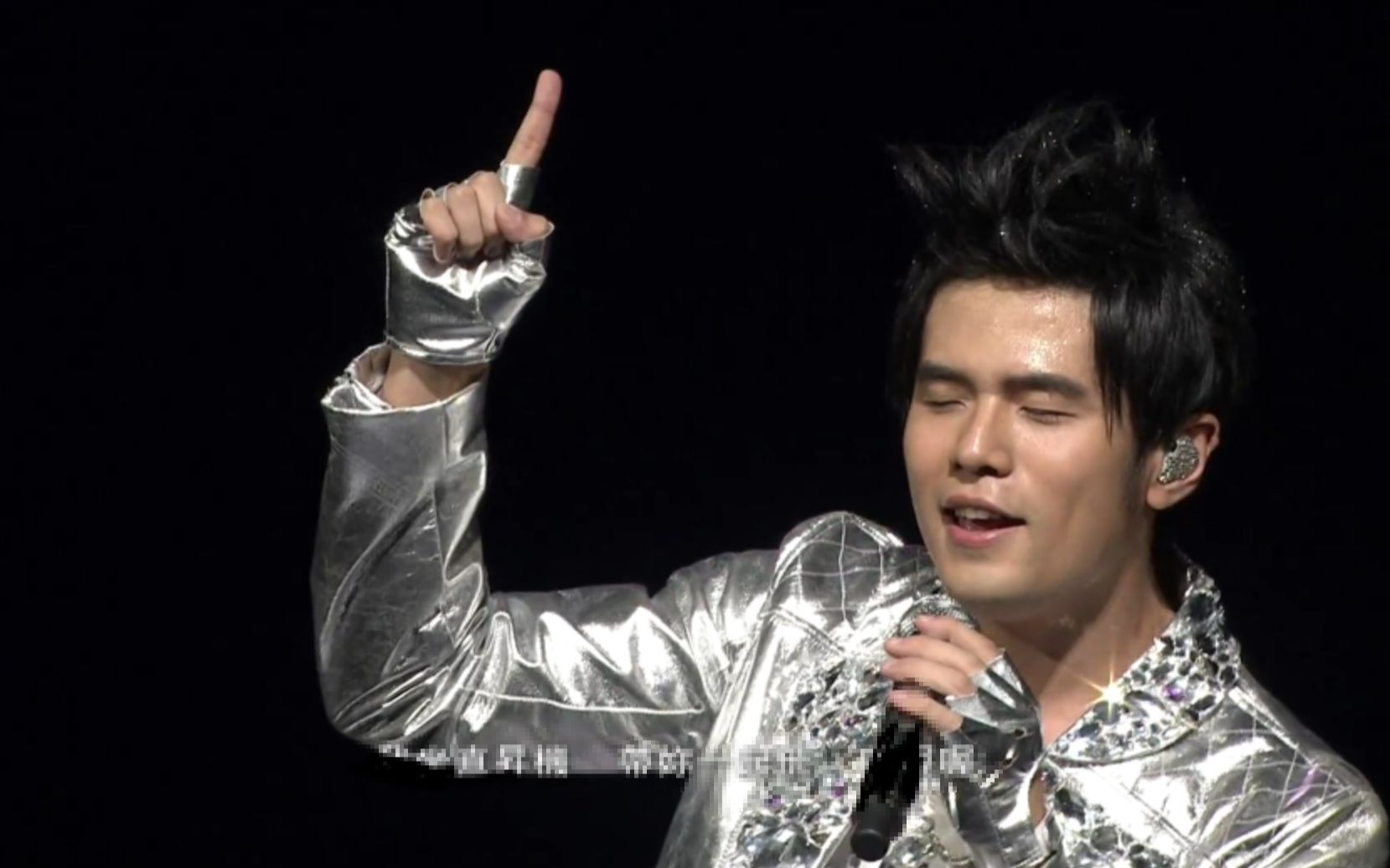 周杰伦-时光机(live)伴奏