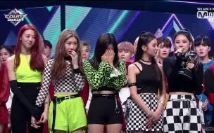 Скачать видео: 【1080 60帧】ITZY出道初一位厉害了！MCD 190221女团现场合集