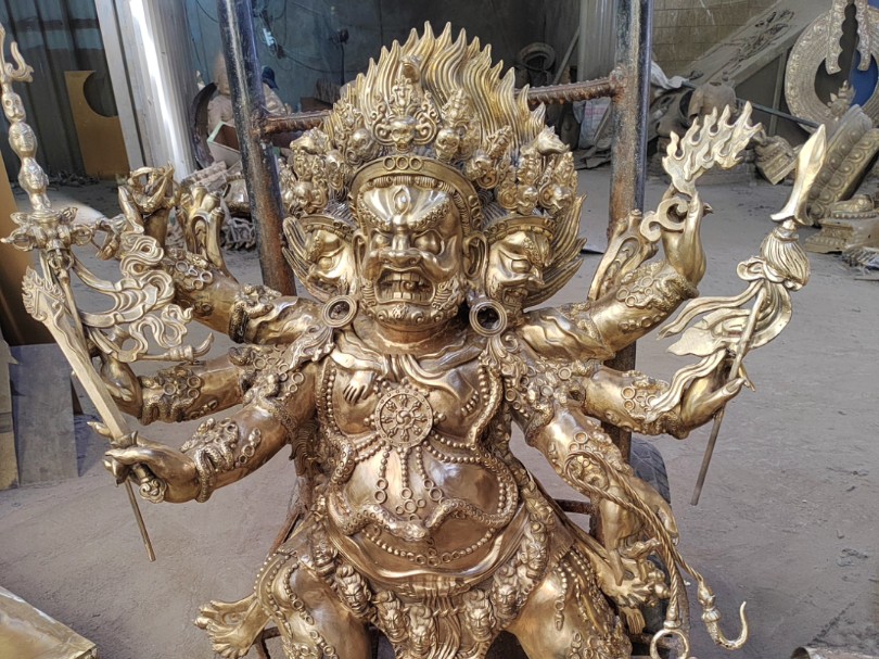 马头金刚佛像又叫马头明王马大士铜佛像,纯铜铸造高度1米,大型藏传佛