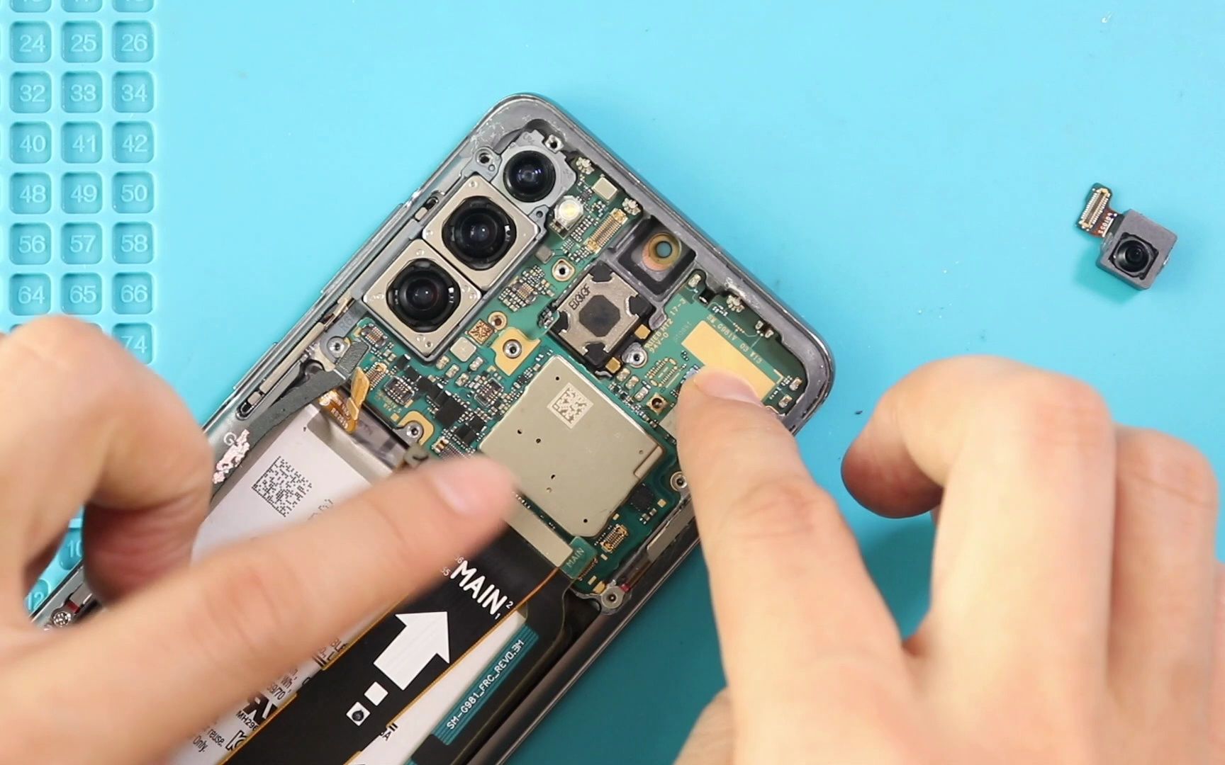 三星 galaxy s20 听筒 光感感应排线 更换教程 拆机步骤