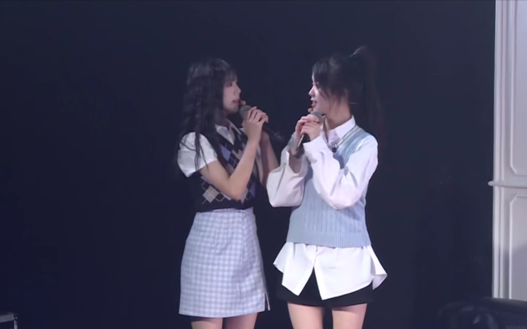 【中泰双胞胎】【梁娇】【梁乔】采访鬼才(不是)活宝
