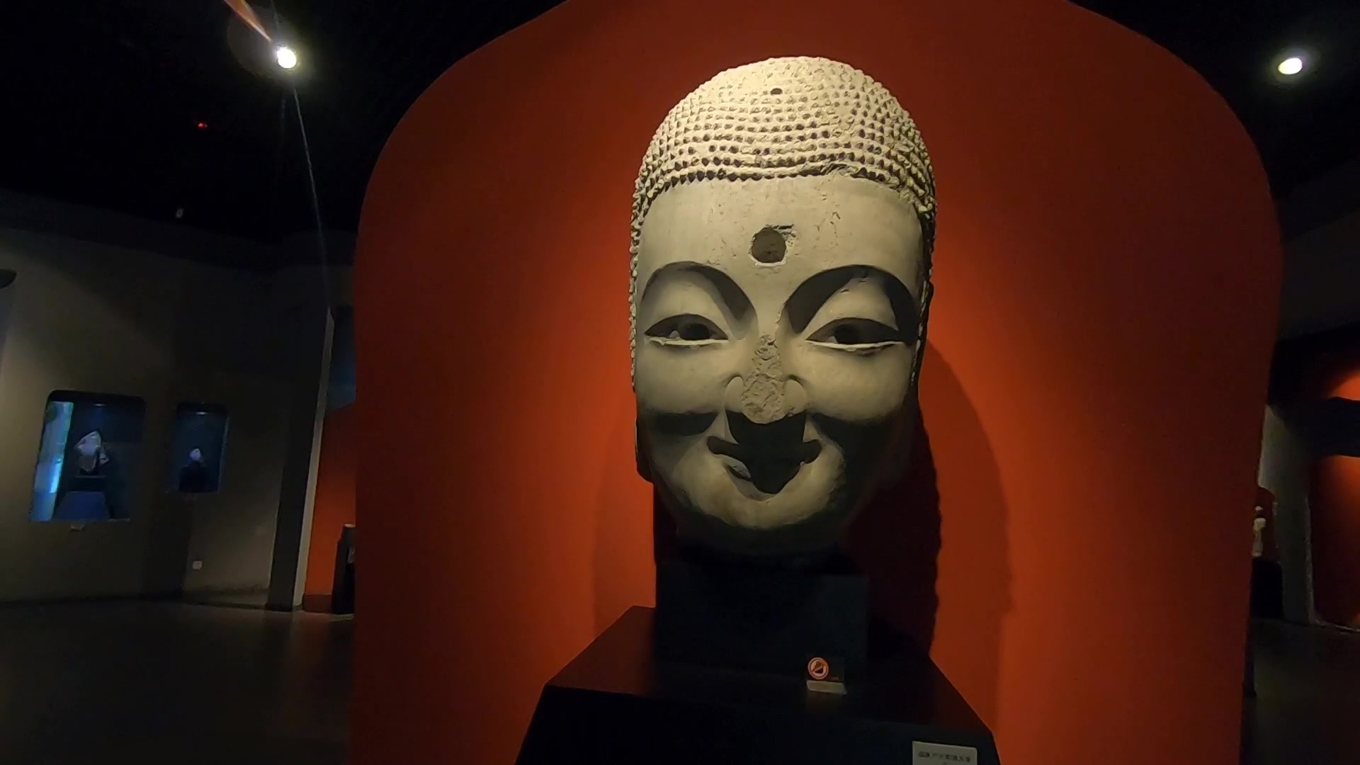 看一下诸城博物馆里的中国第一笑佛,里面的藏品不亚于省级博物馆