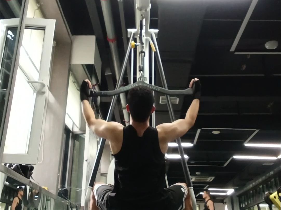 新手健身房练背,背部训练567,新手最了解新手