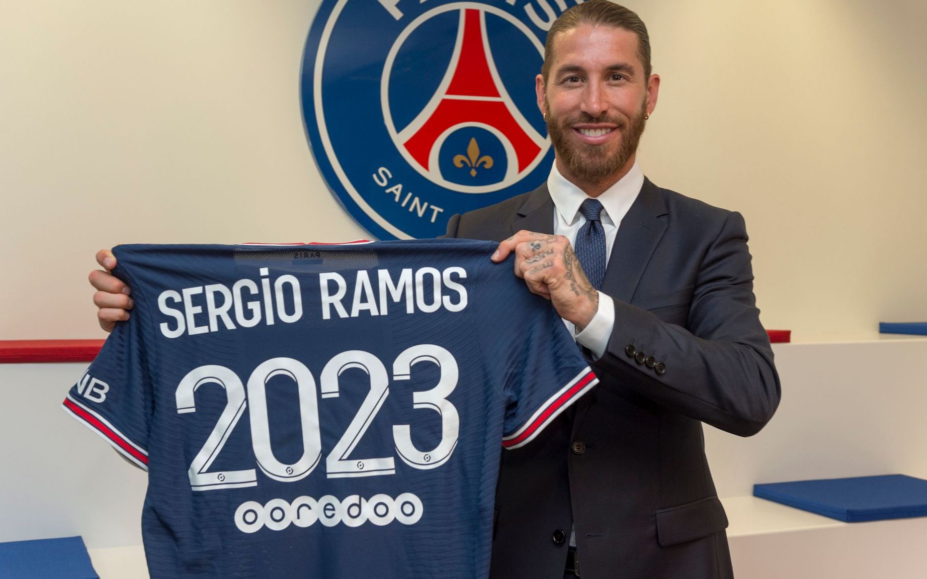 拒绝与c罗会师,拉莫斯将与巴黎续约一年,姆巴佩可以放心了