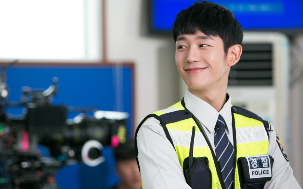 【丁海寅】当你沉睡时 剧照合集 | 邻家小哥哥穿上制服简直太man了!