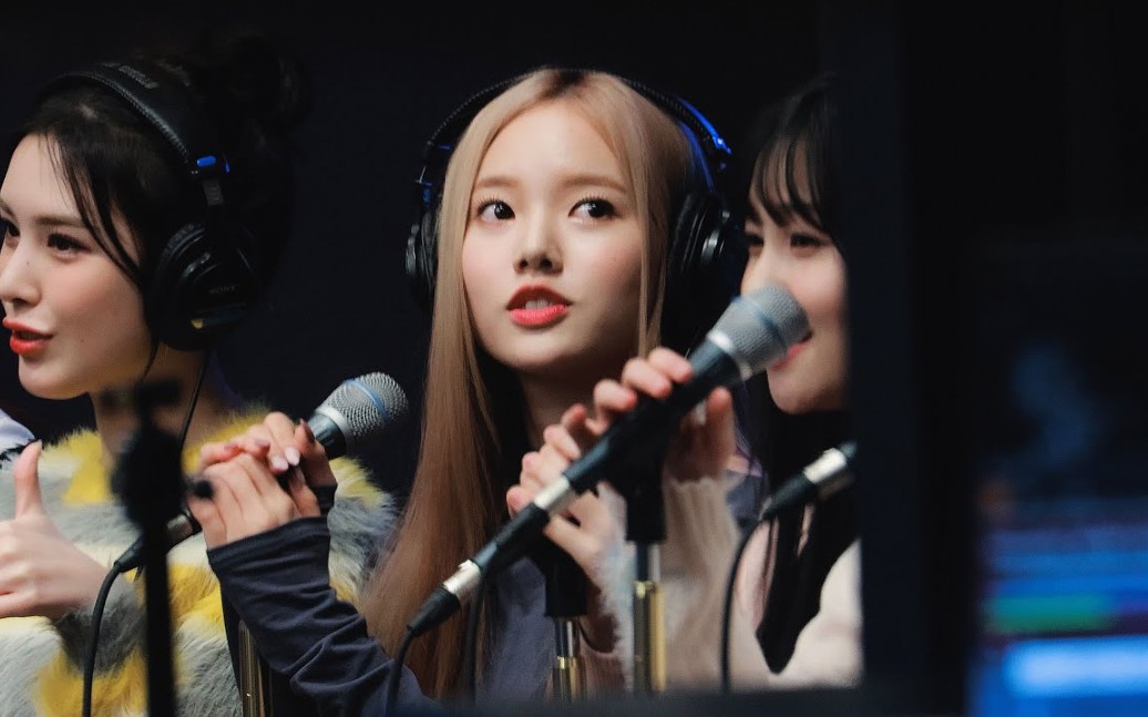 weeekly李受珍soojin 00ruby-duby-du03 直拍(231107)