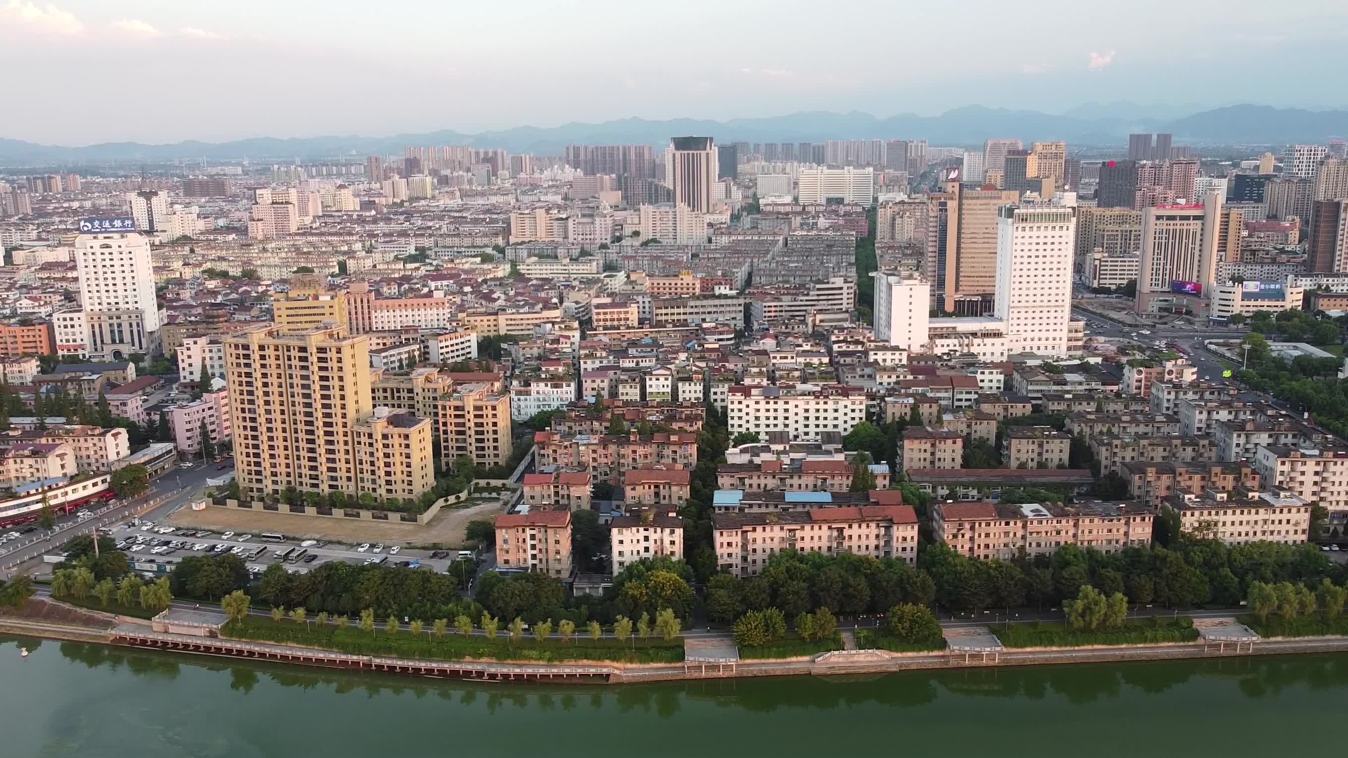 航拍金华  夕阳下的金华城 (江南)