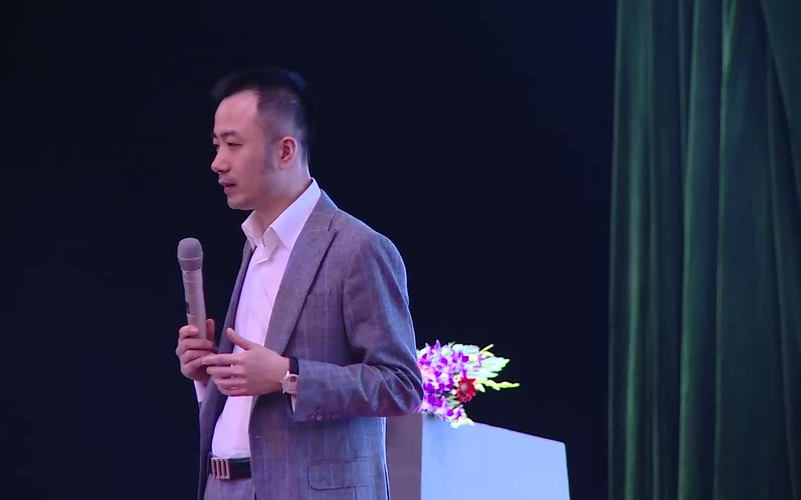 俞凌雄演讲:产品整体价值打造_哔哩哔哩 (゜-゜)つロ 干杯~-bilibili