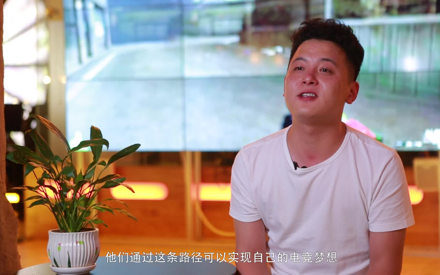 百城十年云南红河无山海网吧老板仍有梦