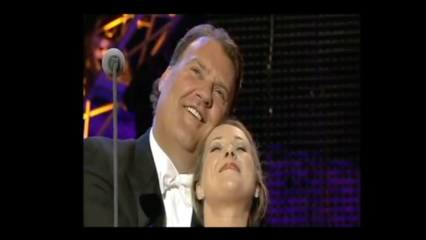 [图]Lippen Schweigen （默默倾听）演唱 Diana damrua,Bryn Terfel 作曲莱哈尔 （特菲尔 和达姆饶）