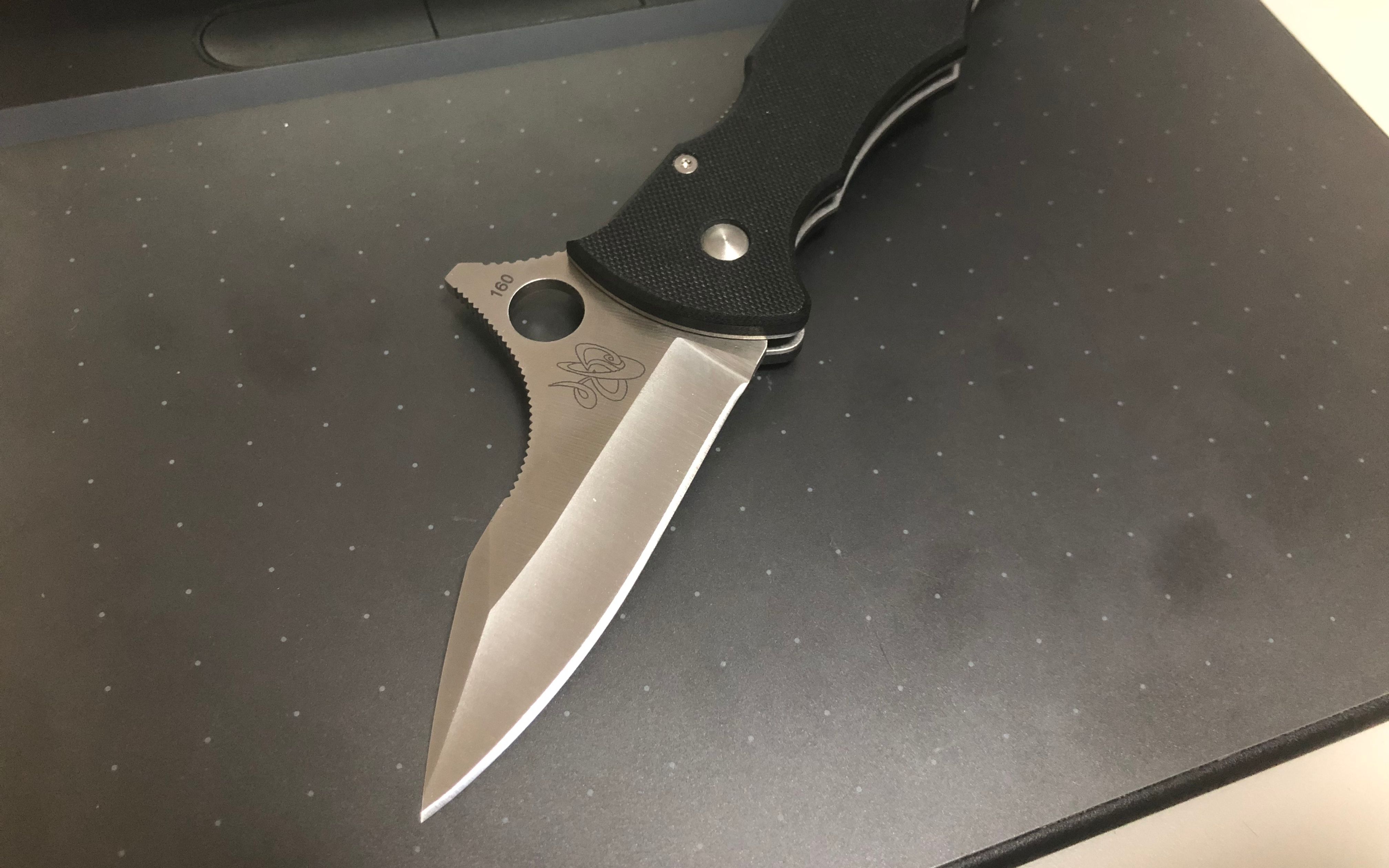 开合都能攻击,为防身而生的老折刀,蜘蛛c68gp测评_哔哩哔哩_bilibili