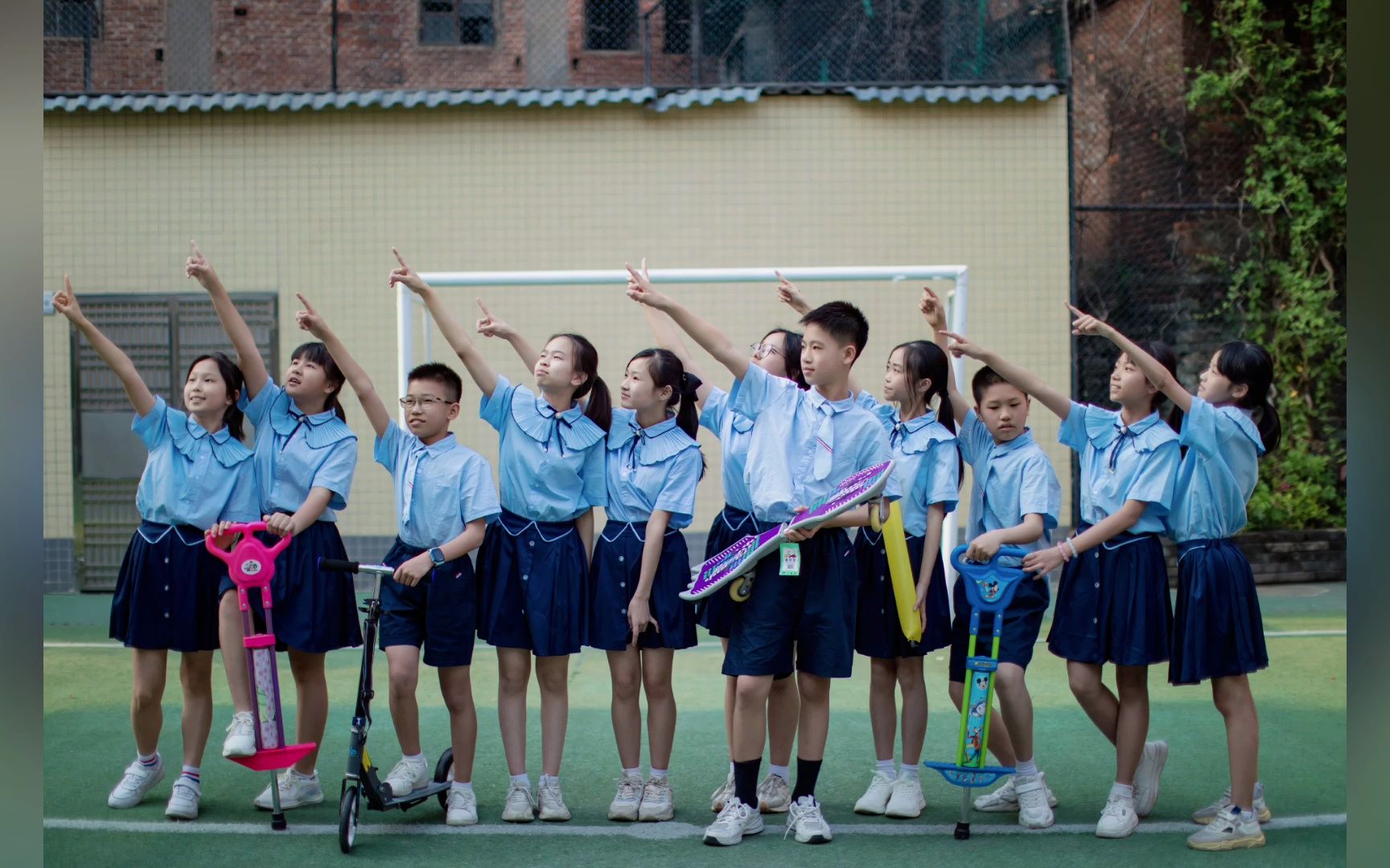 阮涌小学2023届六(2)班毕业相册