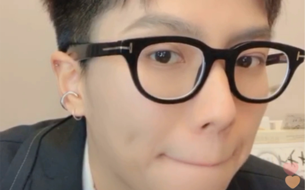 【j_max直播录屏】近视眼400度的臭妹妹王强竟然是摘星阁的公主_哔哩