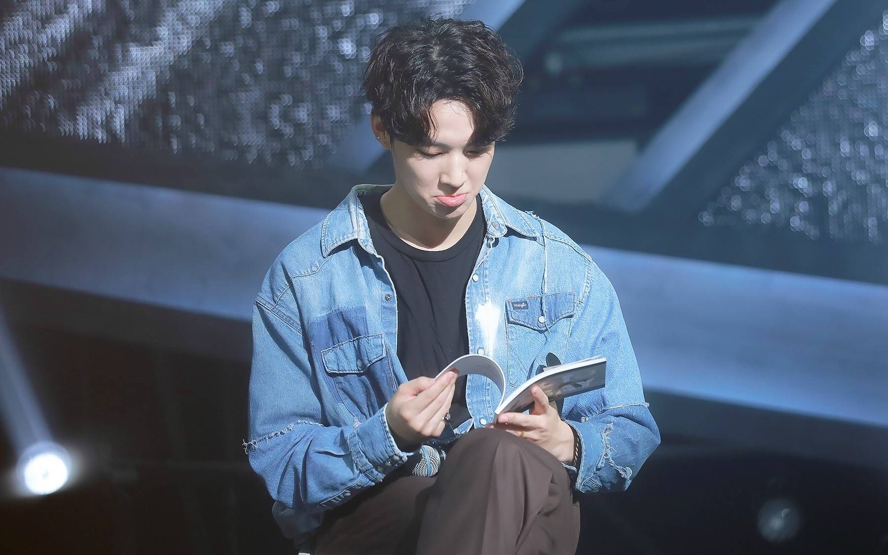 林在范你笑起来真好看