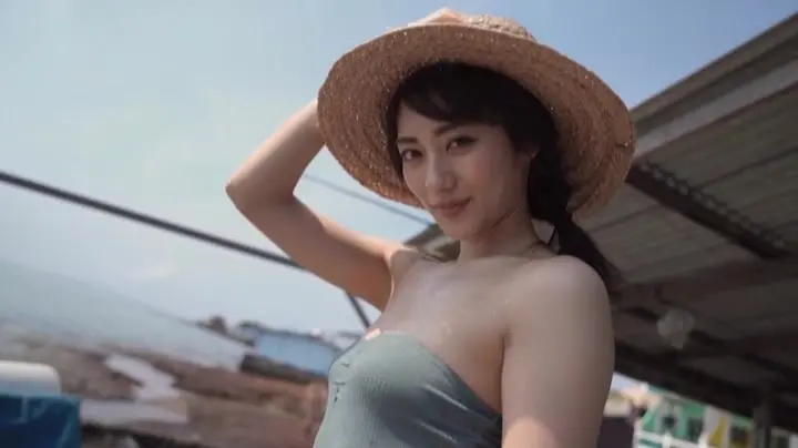 丰田留妃(静间结名) 写真集- あの夏を探して。_哔哩哔哩_bilibili